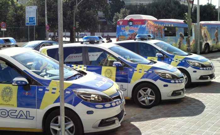 El Ayuntamiento de Sevilla hace propaganda a costa de la Policía Local