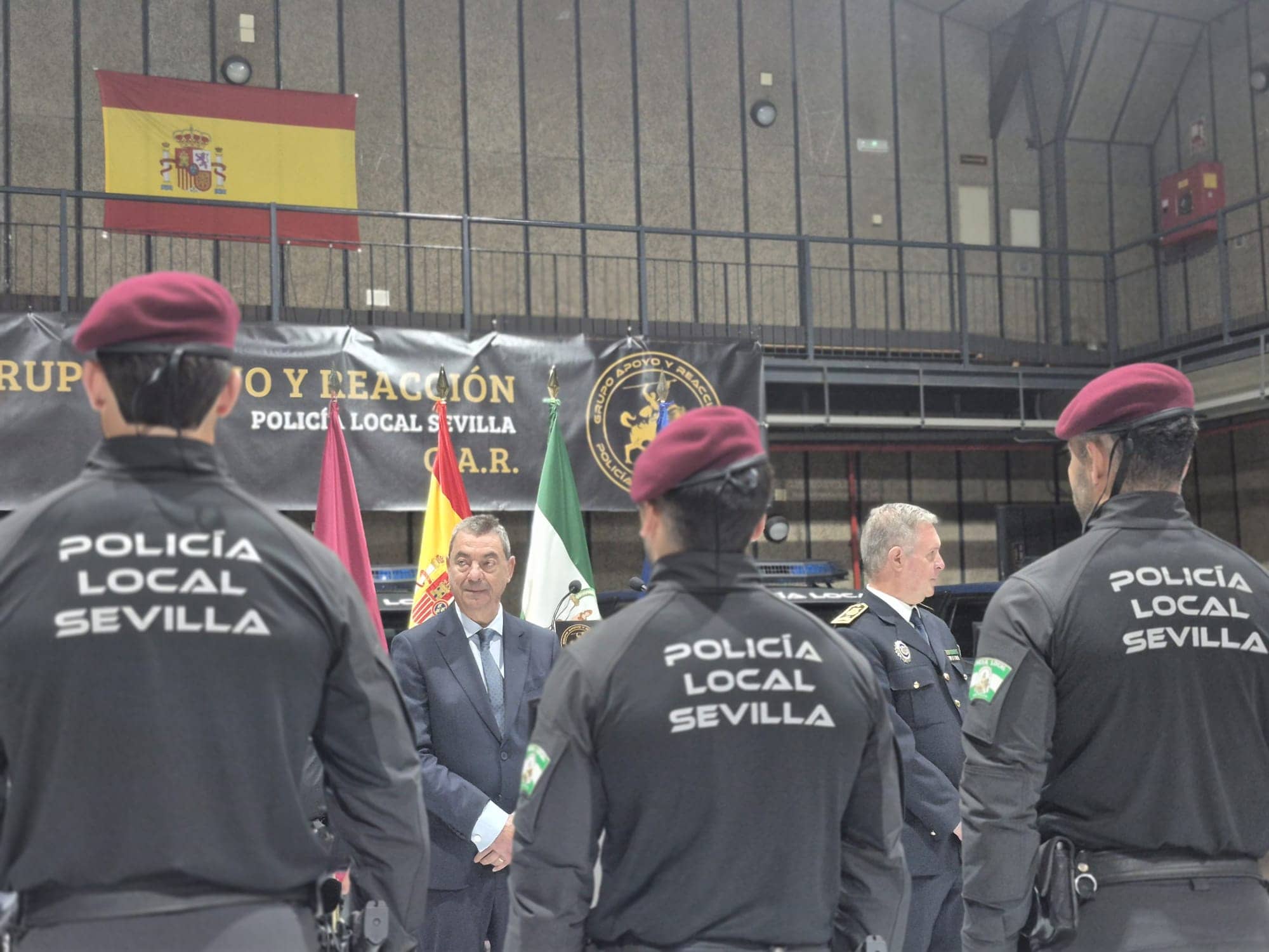 Presentación Grupo Apoyo y Reacción