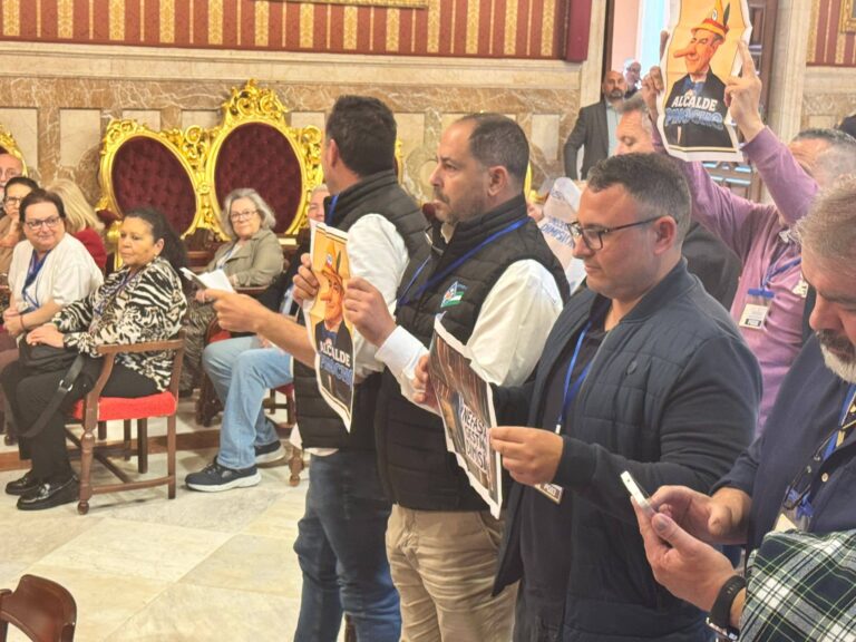 El SPPMEA en el pleno municipal